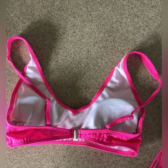 NWOT, SHEIN Hot Pink Bikini Set Size Small - Picture 6 of 7
